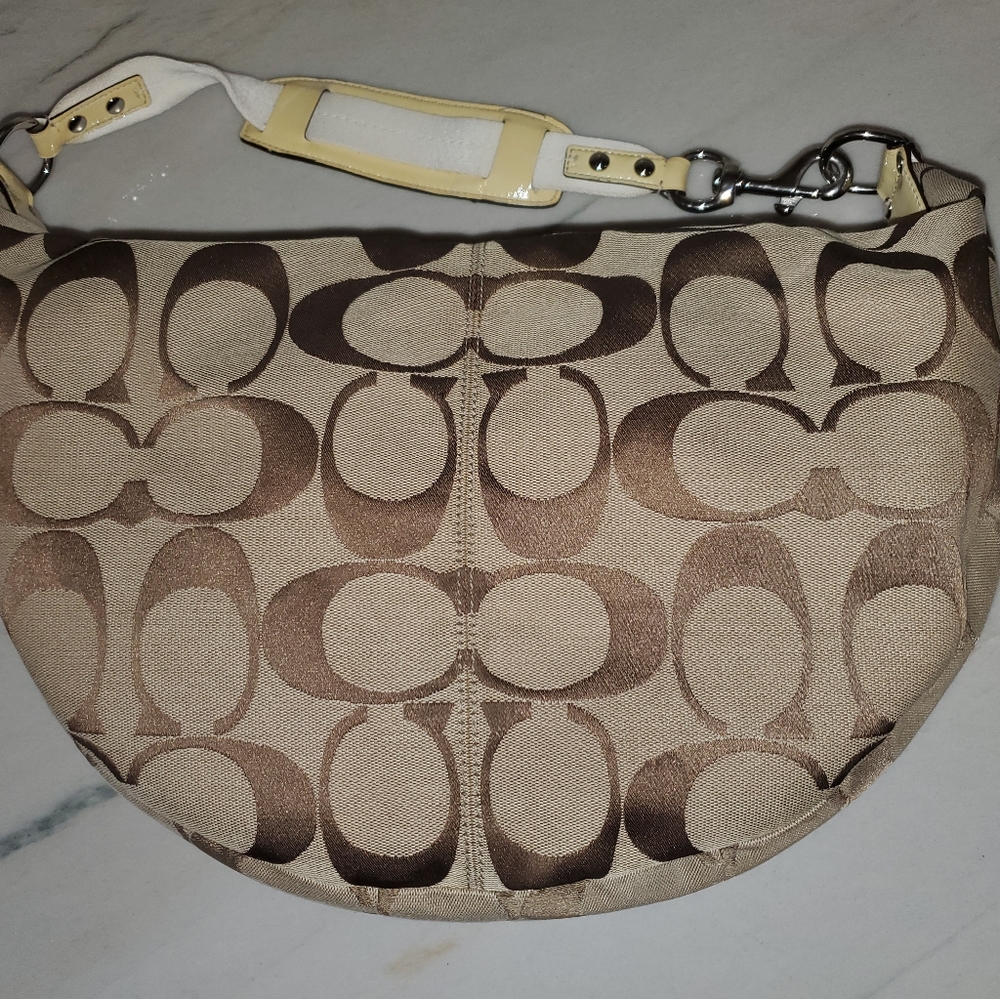 Coach Bag, Coach Signature Canvas Handbag Tan ,brown , yellow. Vintage. - Picture 2 of 16
